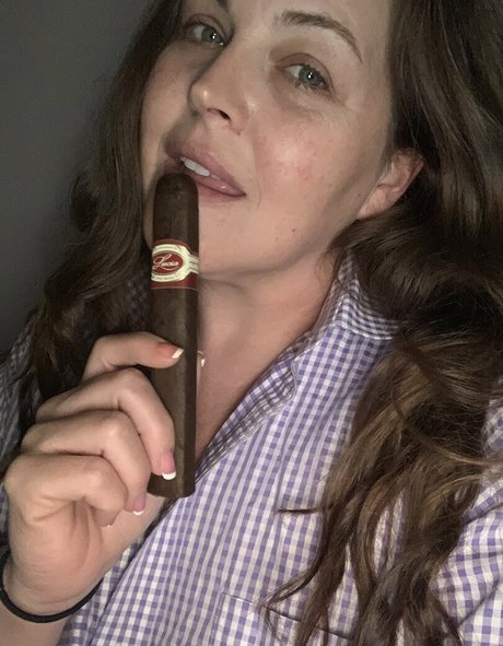 thelittlestslave ポルノスター 裸 写真