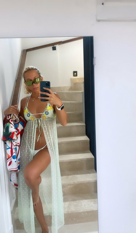 morganmunroe セクシーモデル 写真