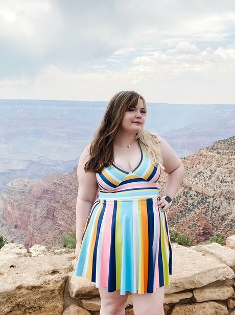 Meg Kaylee 高品質のポルノスター 写真