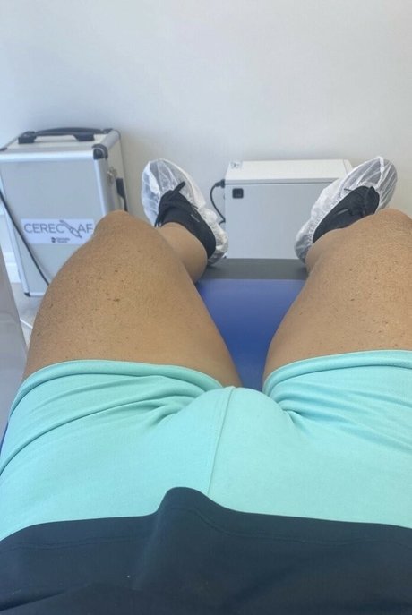 Nina Fernandez エロティックなポルノスター 画像