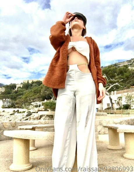 raissam93806993 裸のポルノスター ギャラリー