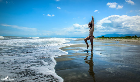 Lale Sezer アートポルノスター ギャラリー