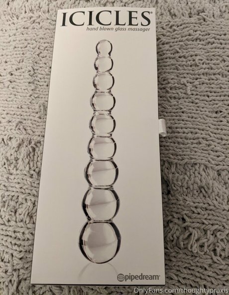 thoughtypraxis アダルトスター 画像