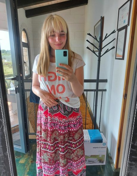 liztogal ヌードスター ギャラリー