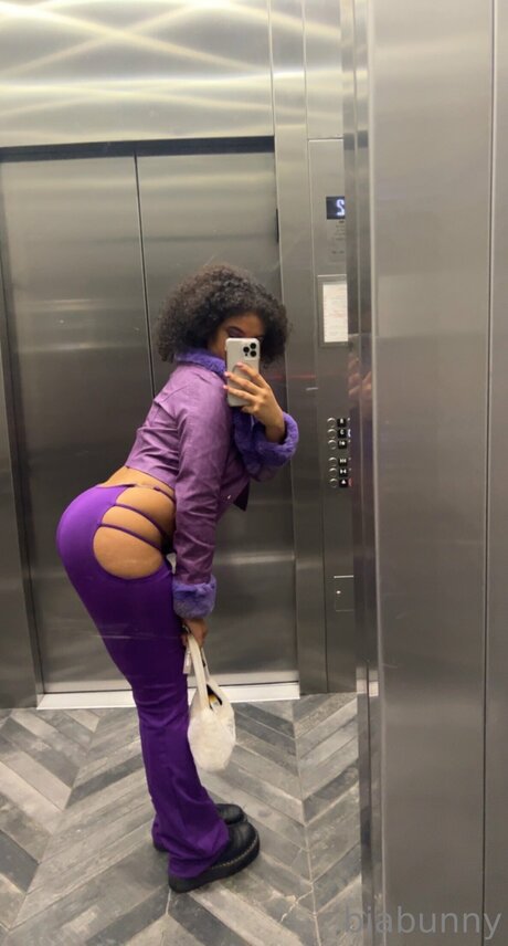 BiaBunnyy xxxモデル 写真