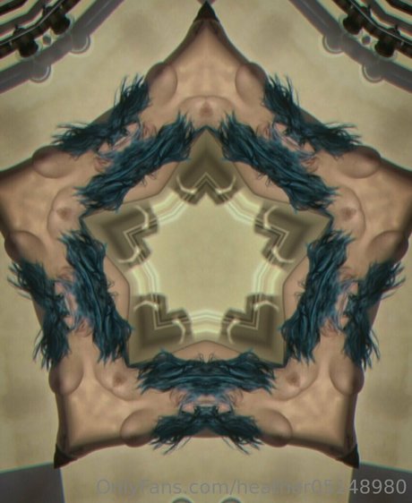 黒人レズビアンOnlyFans アート裸 写真