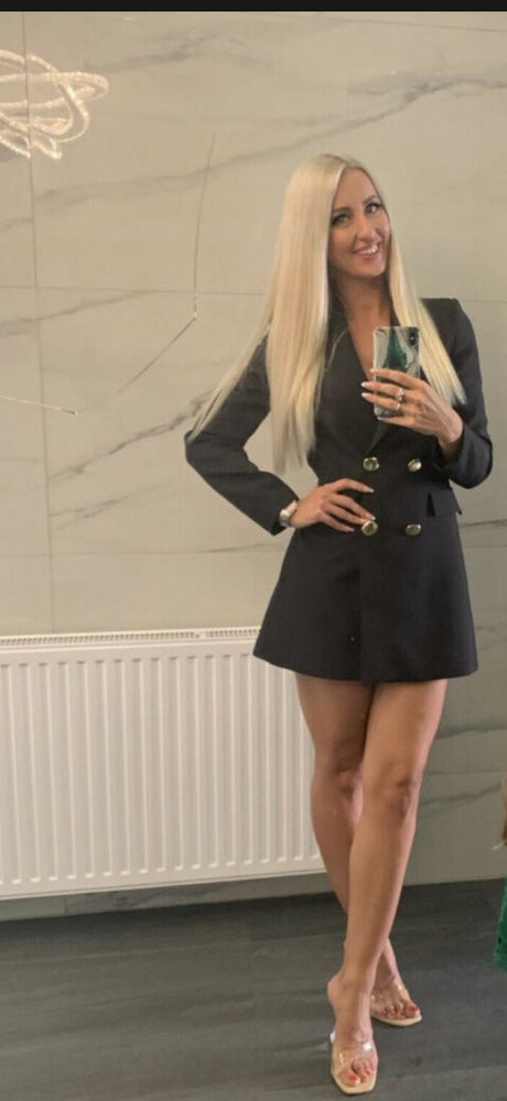 Osijek セクシーなポルノスター ギャラリー