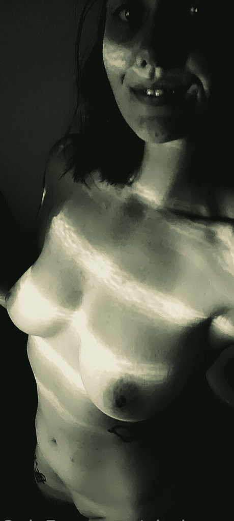 gloriousranga ヌードのポルノスター 画像