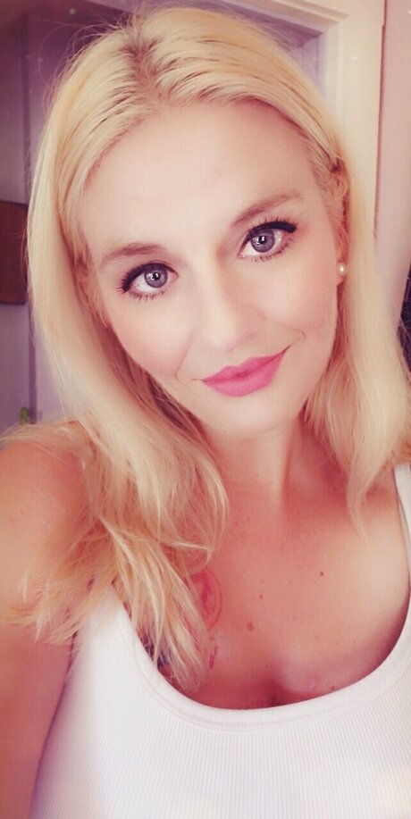 Honey Dabs セックスポルノスター 写真