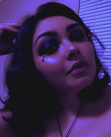 Vanessa H_ xxxモデル 画像