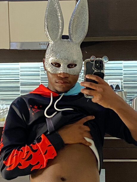 18歳のOnlyFans パーフェクト 写真