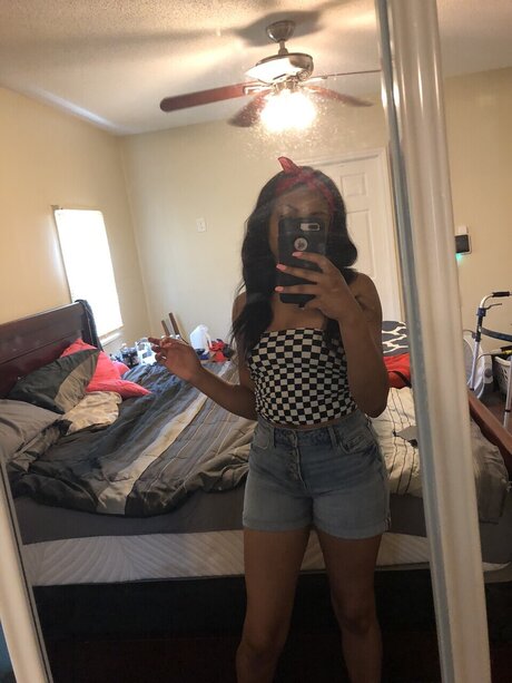 Lul baby Come chat with me_ ポルノスター エロティック 写真