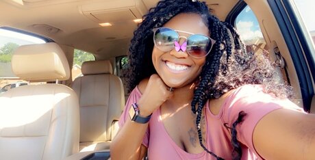 アジアの女性支配OnlyFans アダルト 画像