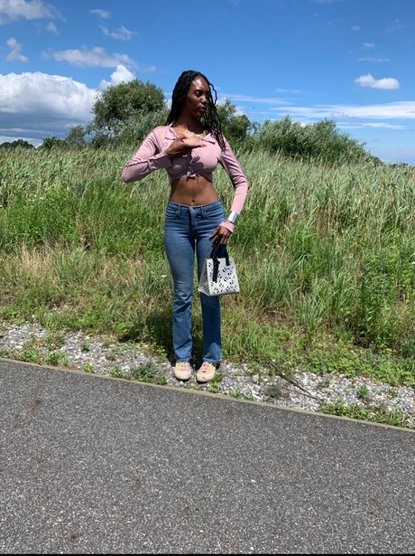 Wish ポルノモデル 写真