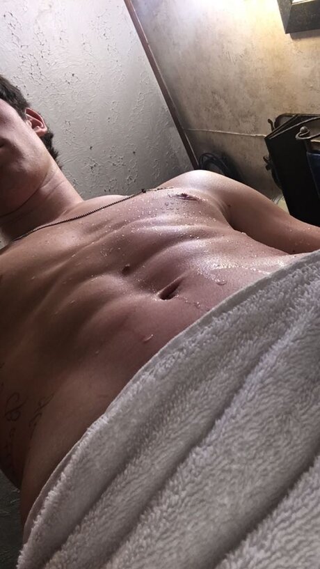 Gavynn Larson かわいいポルノスター 画像