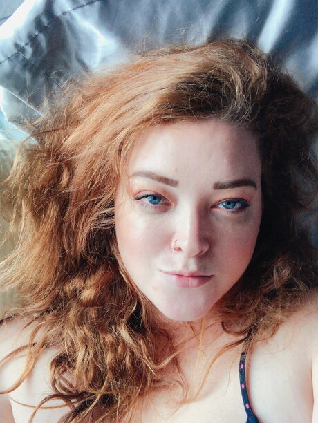 Liza Ross エロティックなスター 写真