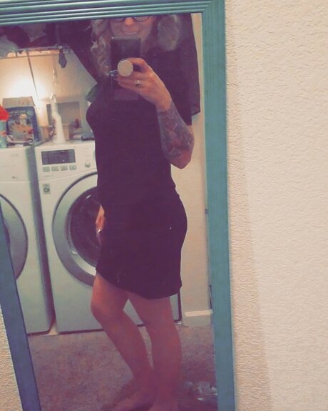 Britt Bratt エロティックモデル アーカイブ