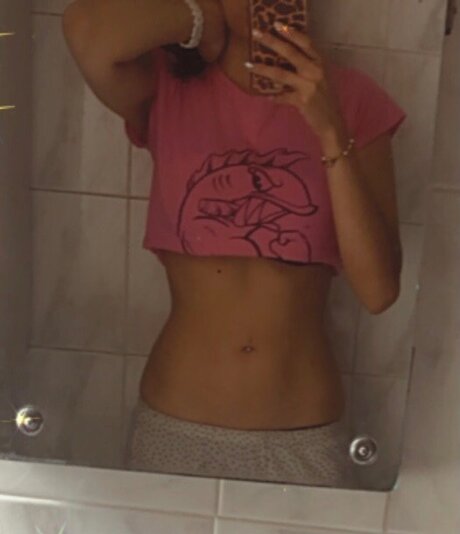 Yuy93 HD女優 画像