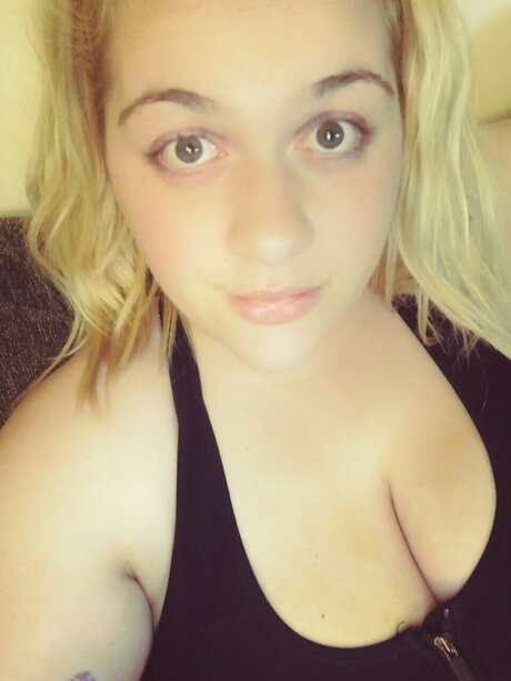 Jenesis ポルノスター セックス アーカイブ