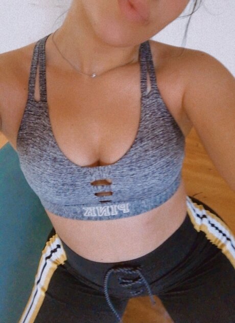 Hottie latina 高品質モデル 画像