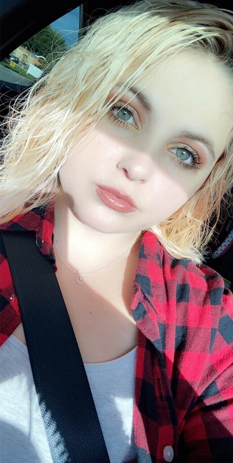 黒髪の熟女OnlyFans 無料セクシー 写真