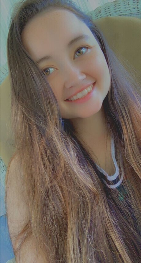 Nikkiarn94 ヌードのポルノスター 写真