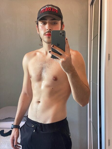 Davi Lutasi セックススター ギャラリー