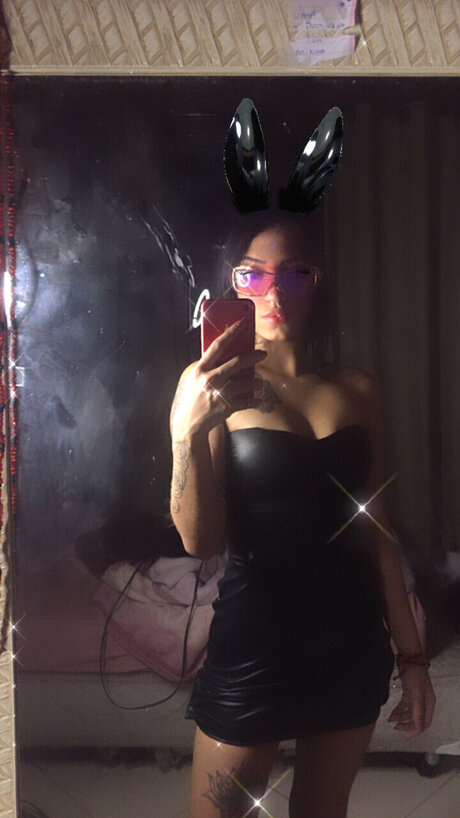 Mell セクシーなスター 画像