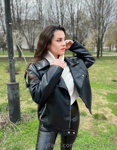 ぽっちゃり痴女OnlyFans ホットセクシー 写真