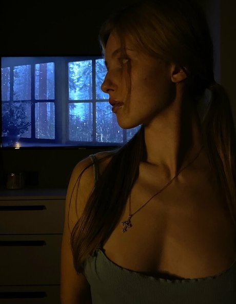 kisskisska free 完璧なモデル 写真