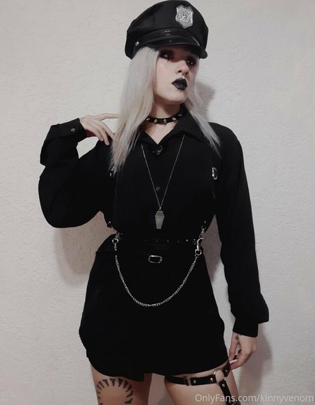 アマチュアぽっちゃりOnlyFans ヌード ギャラリー