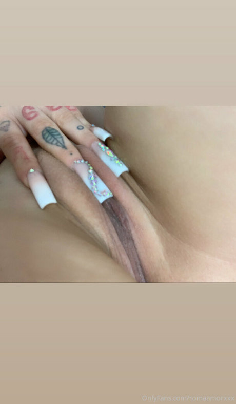 romaamorxxx 素敵なポルノスター 画像