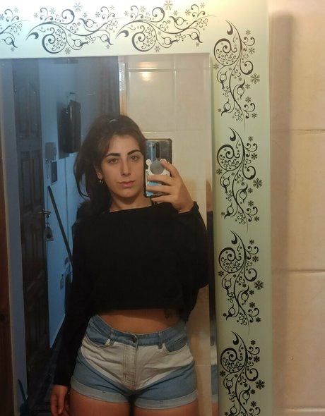 bitchpleassse top profile image