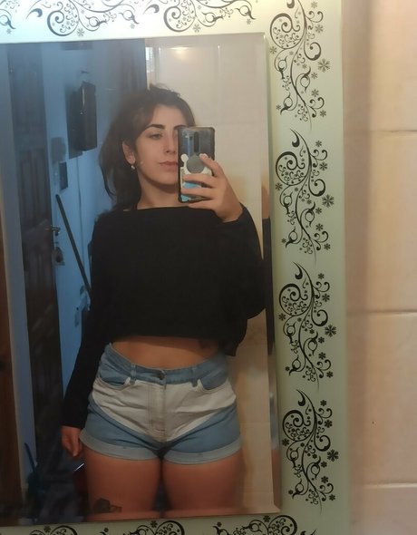 bitchpleassse ホットなモデル 写真