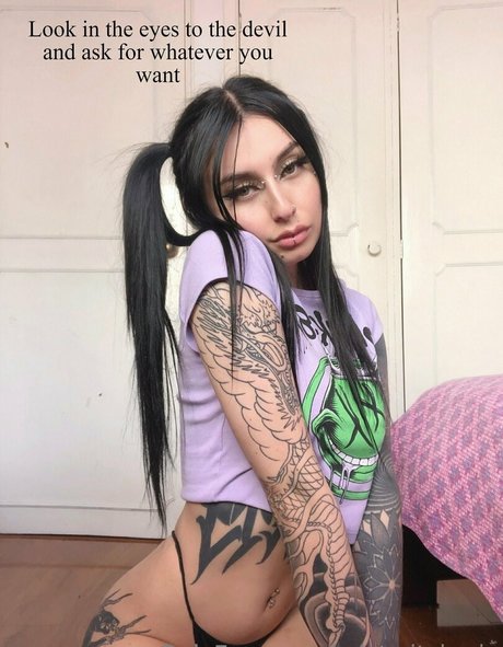 kinkykittymia アダルトモデル 写真