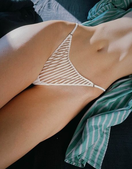 黒檀の小人OnlyFans 美しいヌード アーカイブ