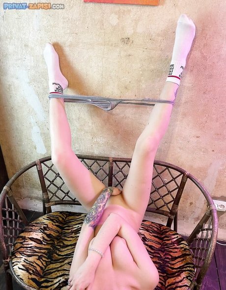 変態エボニーOnlyFans セクシー裸 写真