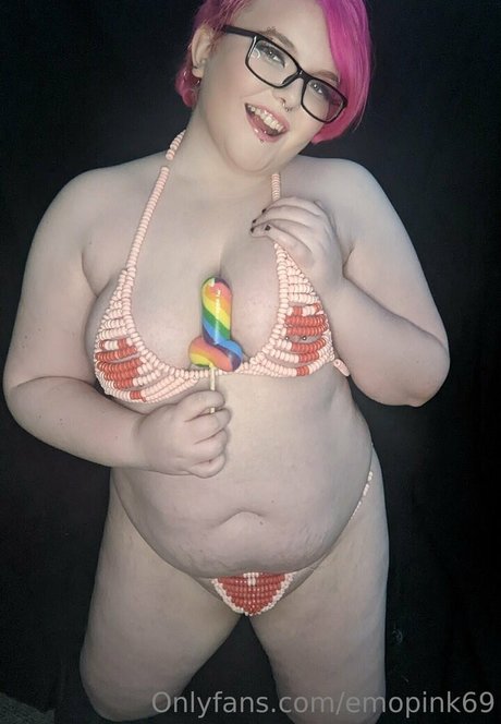 ブルネットの教師OnlyFans ホット裸 写真