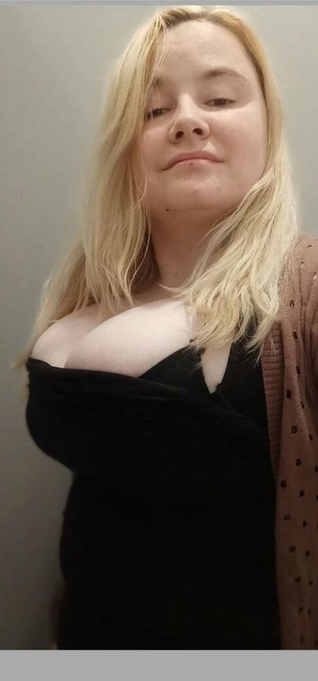 濃厚なラテン系熟女OnlyFans ホット裸 写真