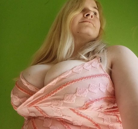 本物の熟女OnlyFans 裸 画像