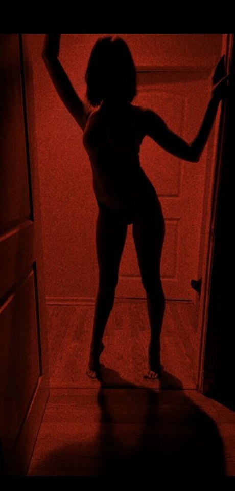 amazon queenie ポルノスター セックス 写真