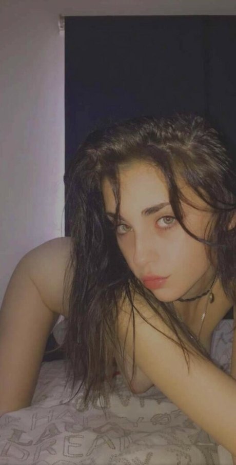 女装オンリーファン 美しいヌード 写真