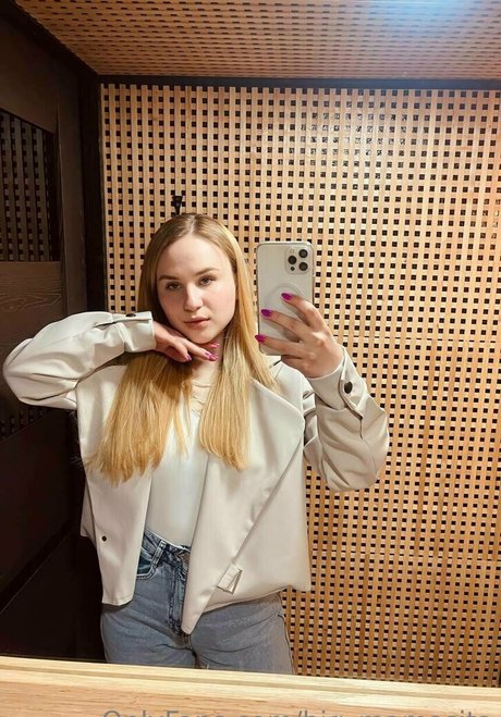 大きなお尻のマンコOnlyFans 無料 画像