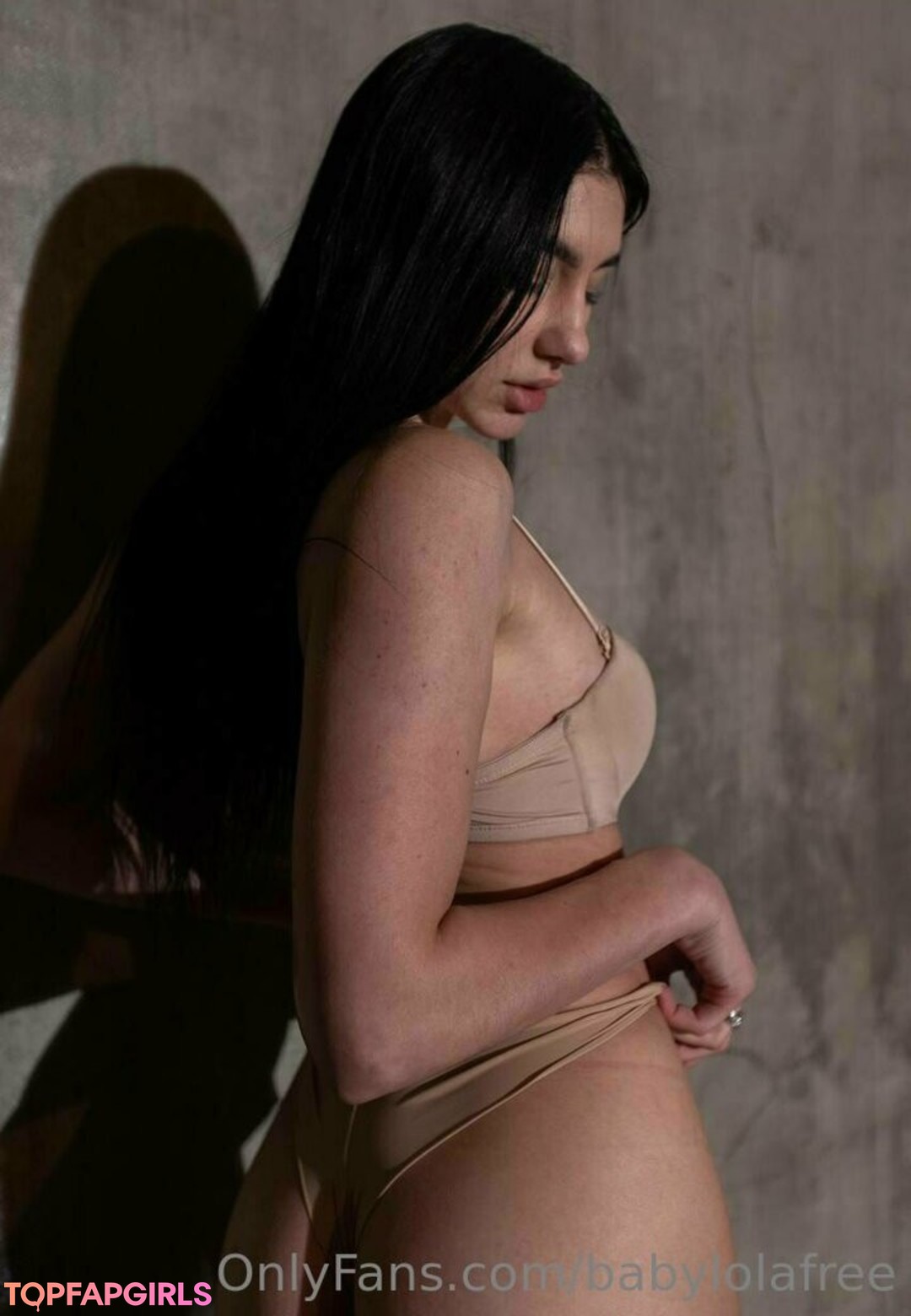 主観視点のアジア人OnlyFans ホットセクシー 画像