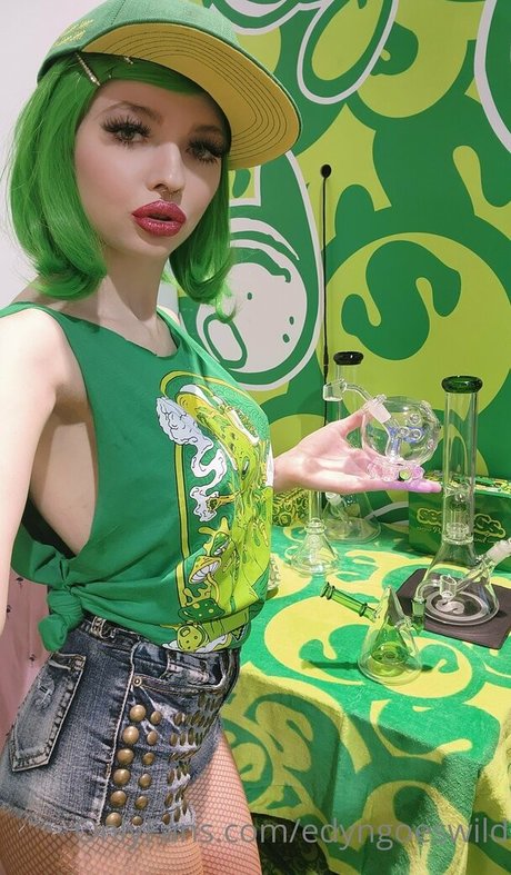 女装オンリーファン ホットヌード ギャラリー