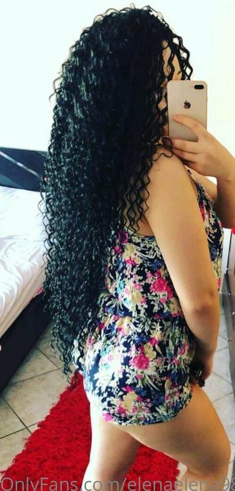 アマチュアぽっちゃりOnlyFans セクシー裸 写真