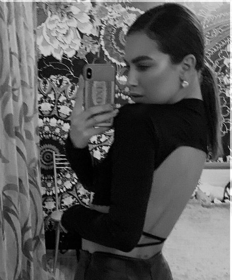 細身の巨乳OnlyFans アートxxx 画像