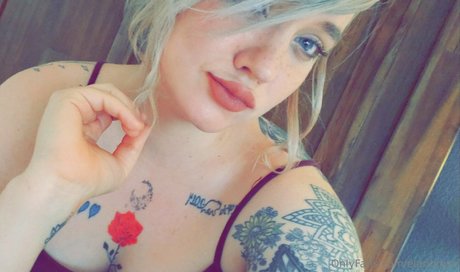 ゲイの若いOnlyFans セクシーxxx 写真