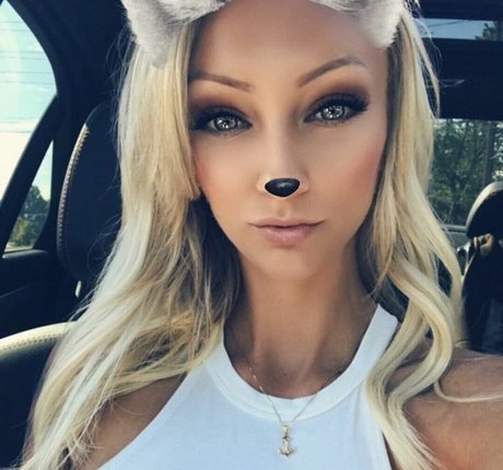 Michelle Pimer ホットスター 画像