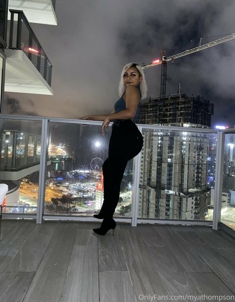 アマチュアのお尻OnlyFans セクシーヌード 写真